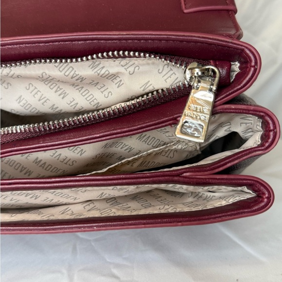 Steve Madden Burgundy Leather Crossbody Satchel Bag with Tassel & Chain Detail - Picture 9 of 10